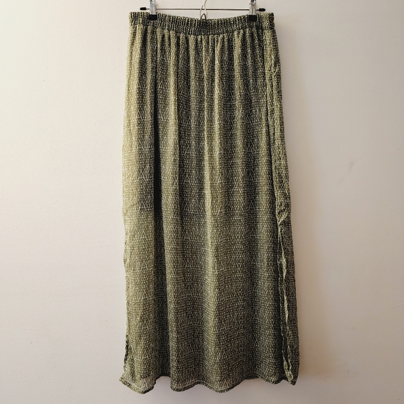 Faded Glory Dresses & Skirts - Large Green Faded Glory Layered Maxi Skirt